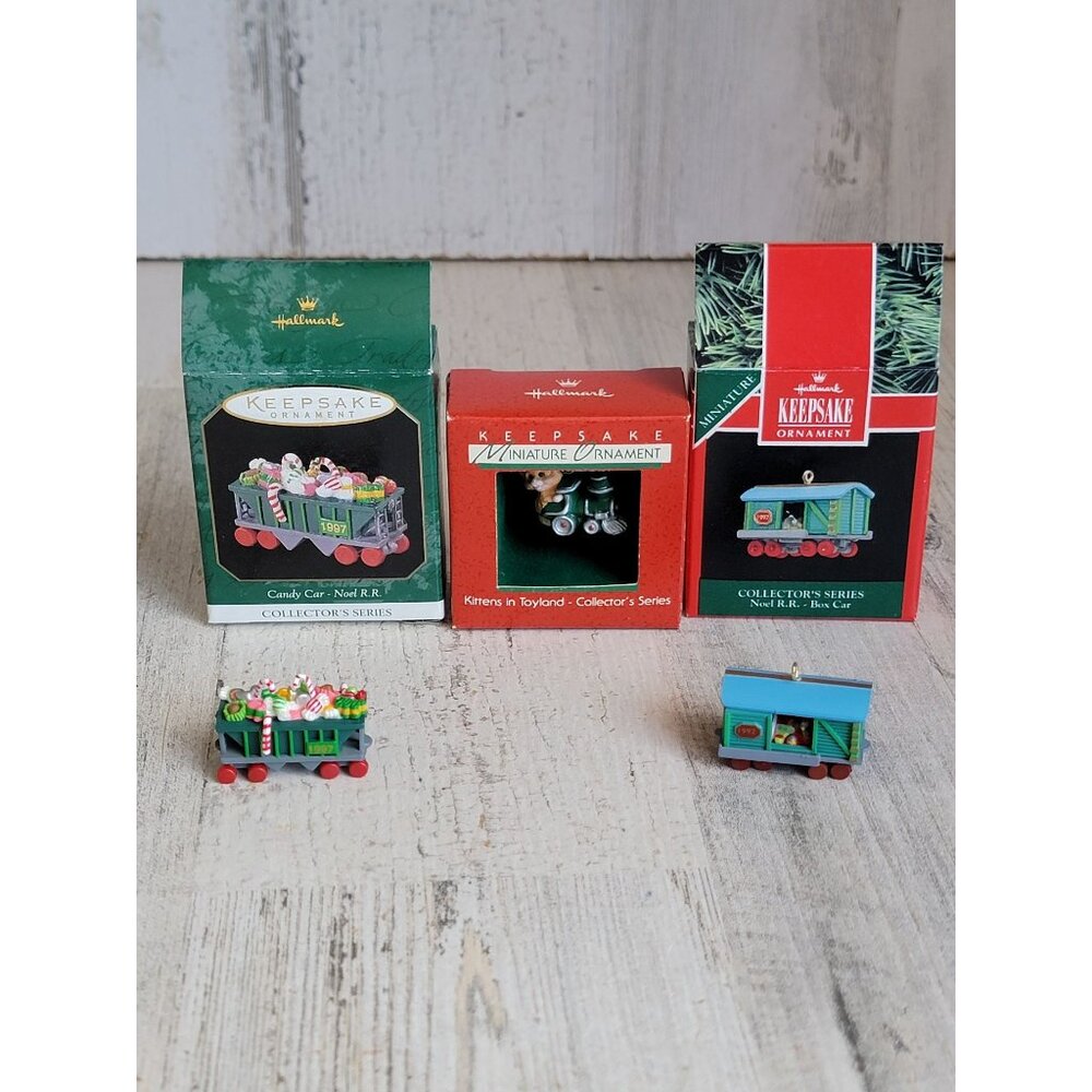 Hallmark Candy‎ car train kitten miniature ornament Xmas set